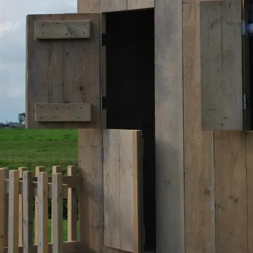 Dutchwood Spielhaus Amsterdam