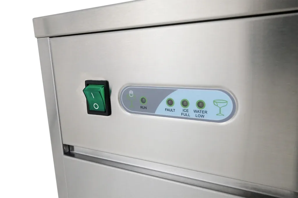 Saro Ice machine, Ice maker - EB 40, with Digital Control (40kg/24h)
