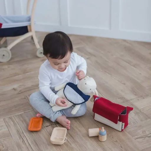Plan Toys Toys doll feeding set wood