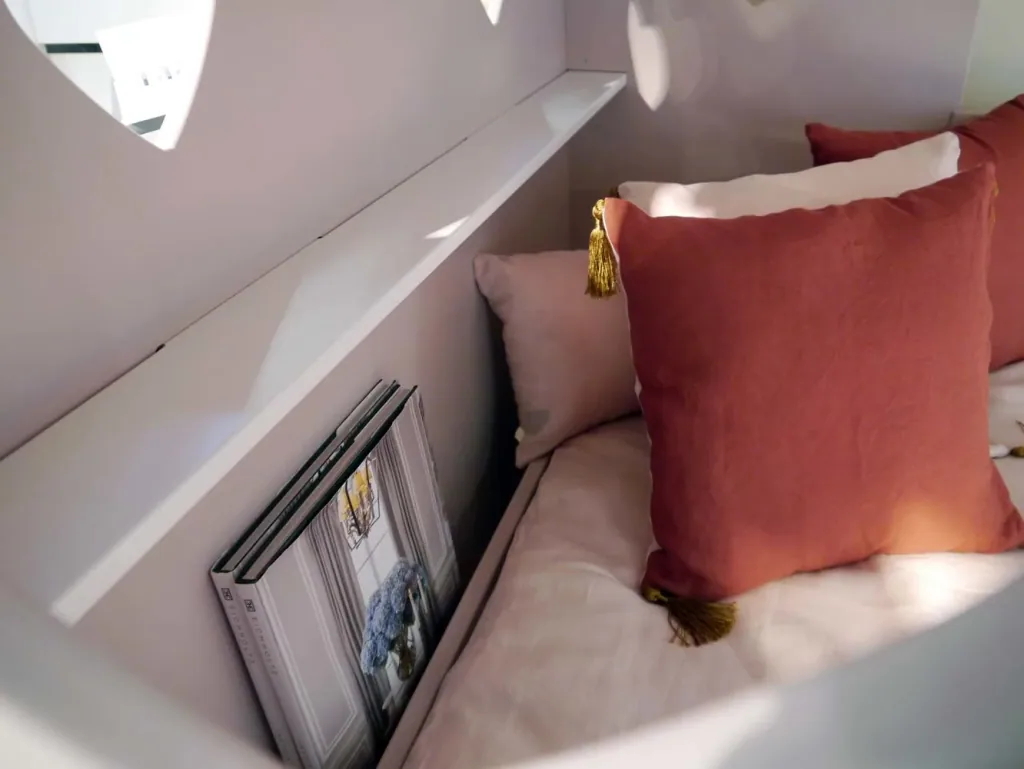 Mathy by Bols Shepherd's Wagen Children's Bed