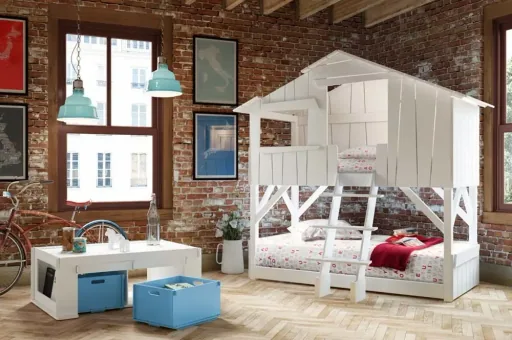 Mathy by Bol's bunk bed tree house hut colored