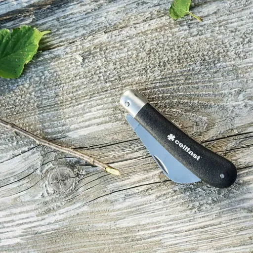 Gardening Hippe Knife for Pruning and Grafting