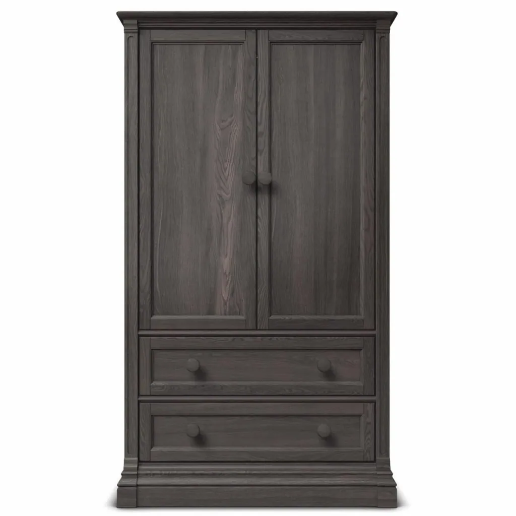 Romina Imperio wardrobe