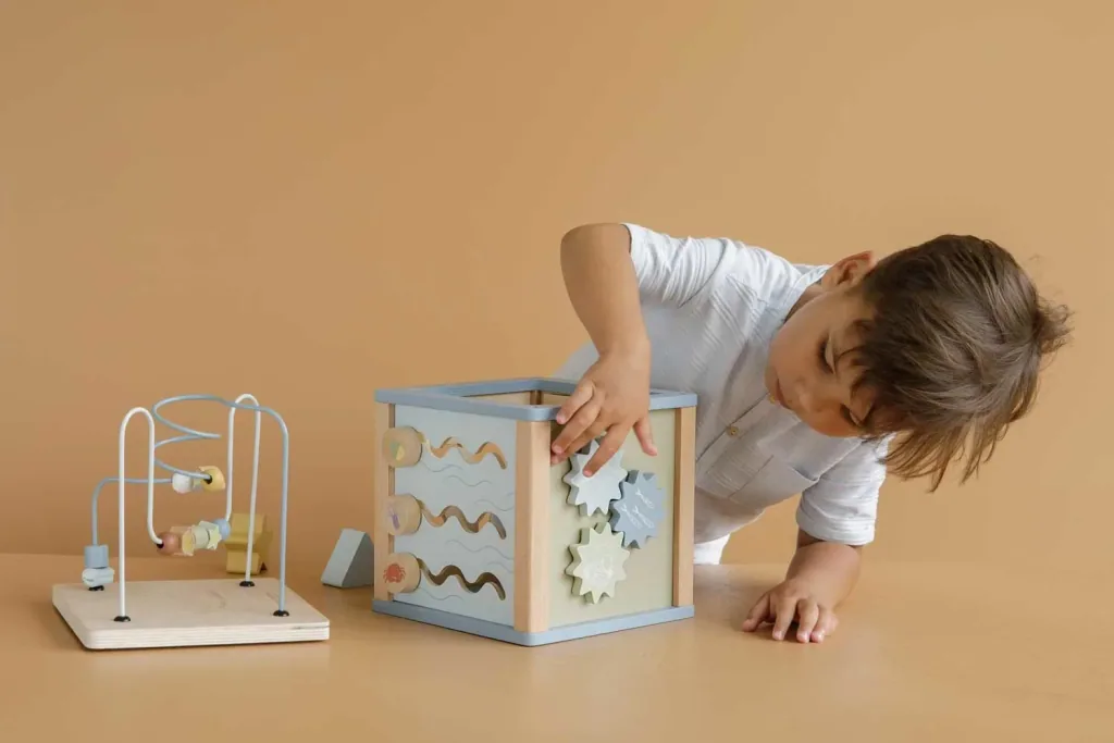 Little Dutch Baby motor cubes "Ocean" blue