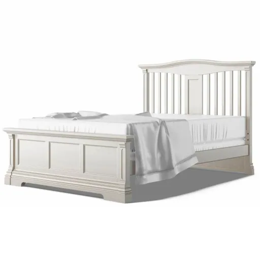 Romina Imperio bed head end open