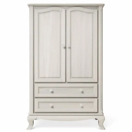 Romina Cleopatra wardrobe