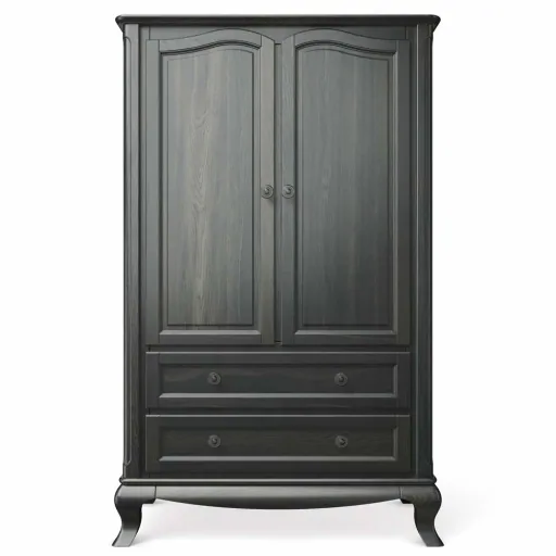 Romina Cleopatra wardrobe