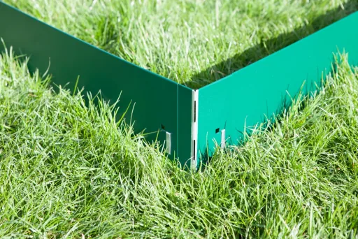 Aluminium/Zinc Lawn Edging Corner, 13.5 cm, Unpainted