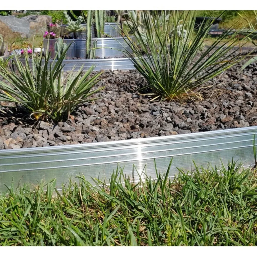 Garden edging Height: 10-14-24 cm, Length: 1-30 m | Ultra strong aluminum lawn edging, Broad: 24 cm; Crowd: 25