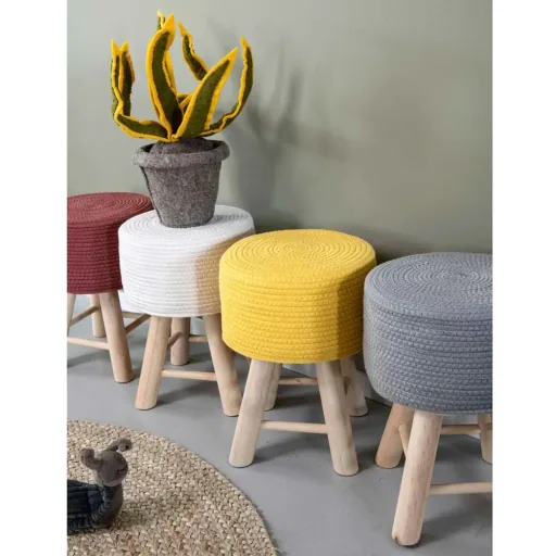 Kidsdepot Childs Stool "Iggy" Koralle