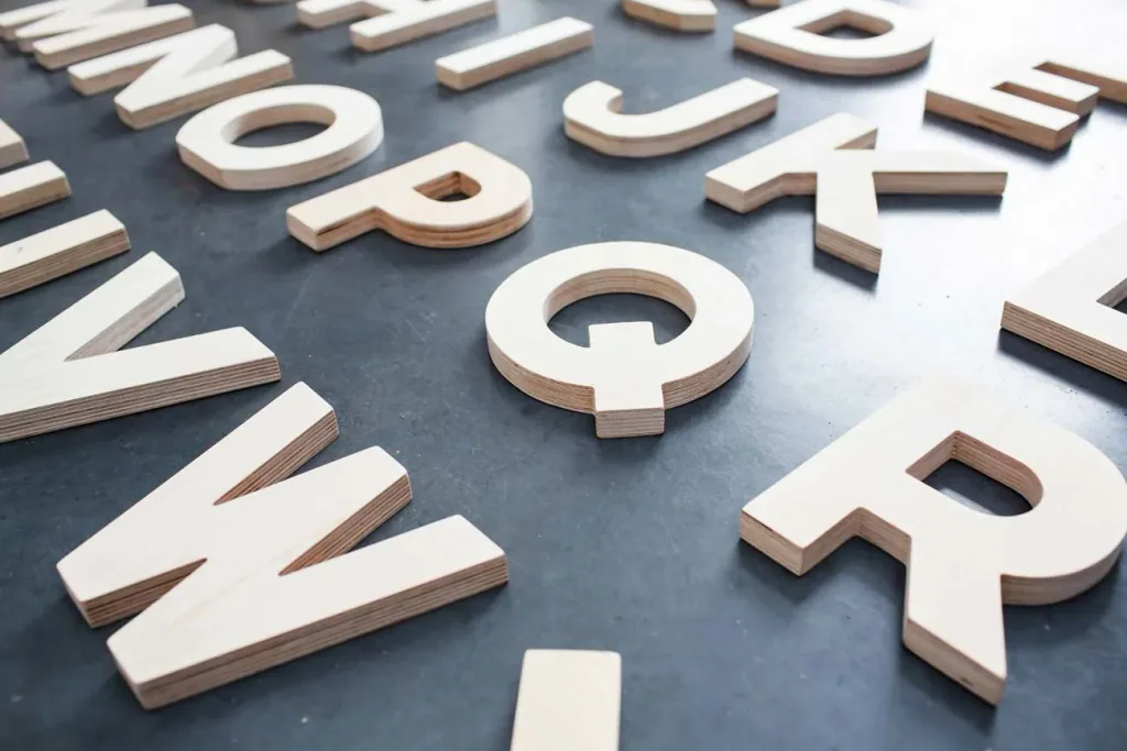 Trixie wooden letter "J"