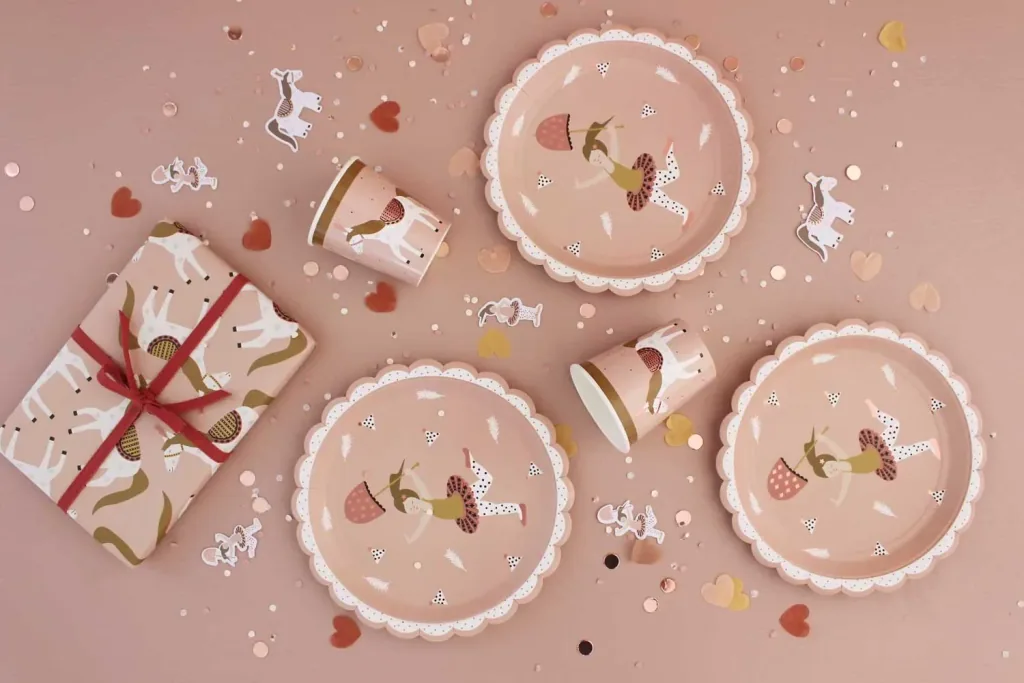 Ava & Yves Kinder Button / Polluting Circus