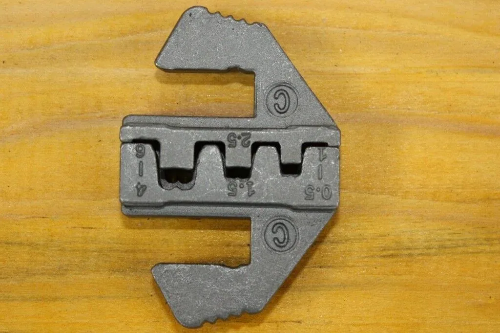 Crimp Tool Die Insert for Non-Insulated Ferrules AWG 14-22/8-6