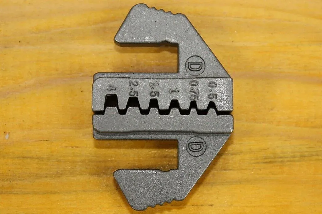 Crimp Tool Die Insert for Non-Insulated Ferrules AWG 14-22/8-6