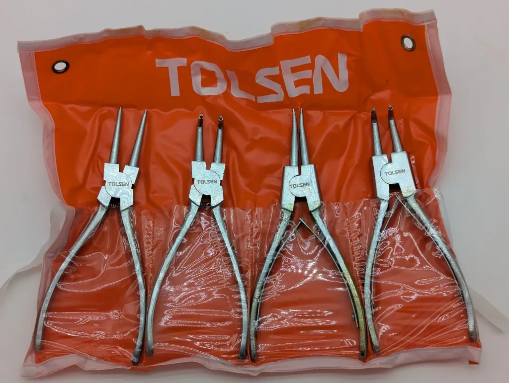 Snap Ring Pliers Set, 4-Piece Retaining Ring Pliers with Case