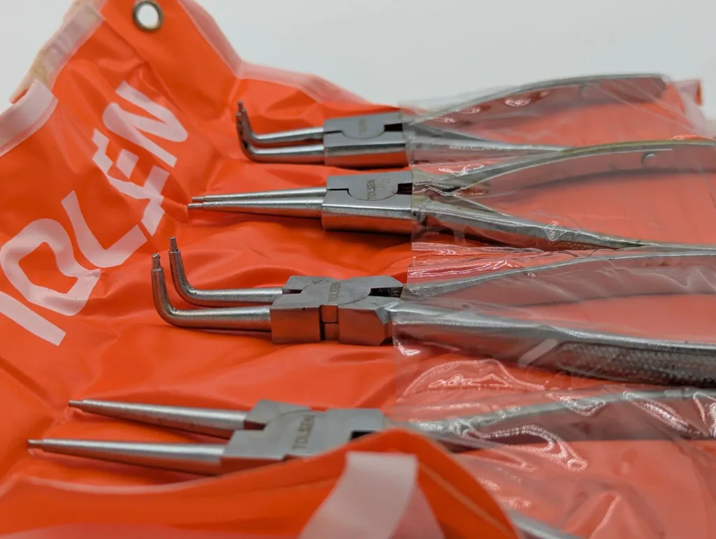 Snap Ring Pliers Set, 4-Piece Retaining Ring Pliers with Case