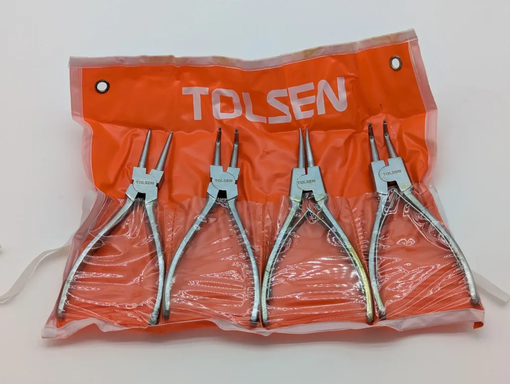 Snap Ring Pliers Set, 4-Piece Retaining Ring Pliers with Case