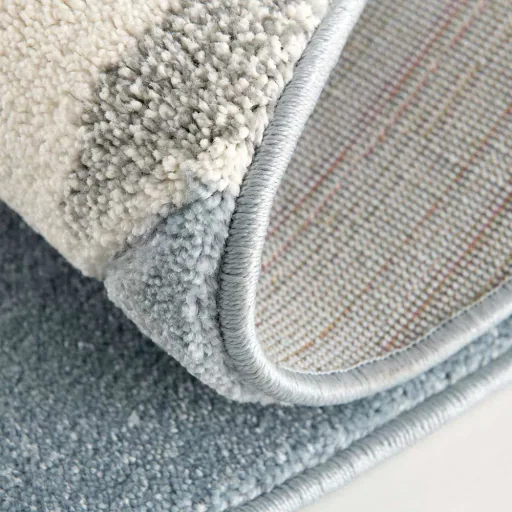 Scandic Living children's carpet around mountains & balloon gray