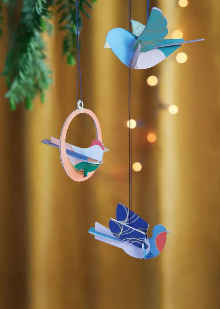 Studio ROOF Ornament, Craft Set, 3D Wall Object - Sparrow