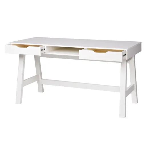 Wood Nikki Children's desk knows