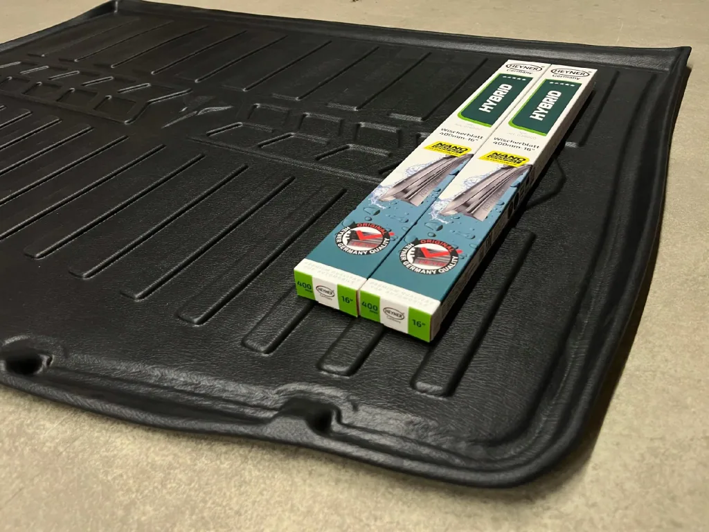 Dacia Sandero Stepway trunk mat, 3D cargo liner (2008-2012), custom non-slip fit