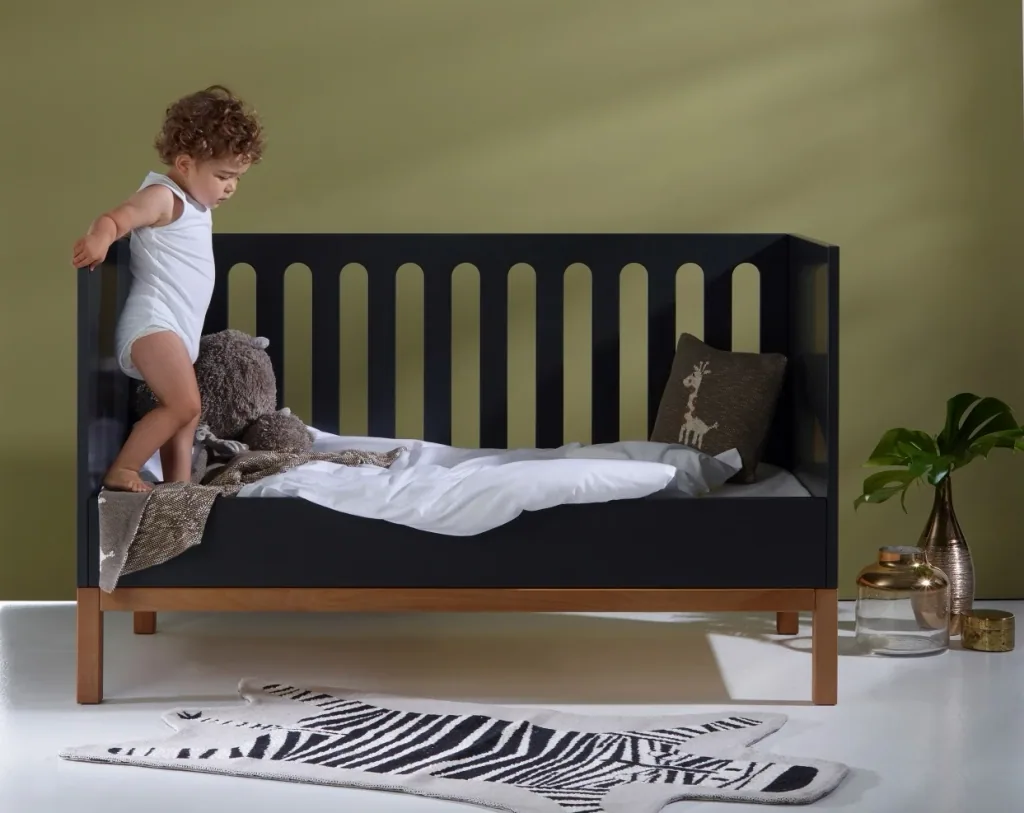 Quax indigo baby bed 60x120 cm black