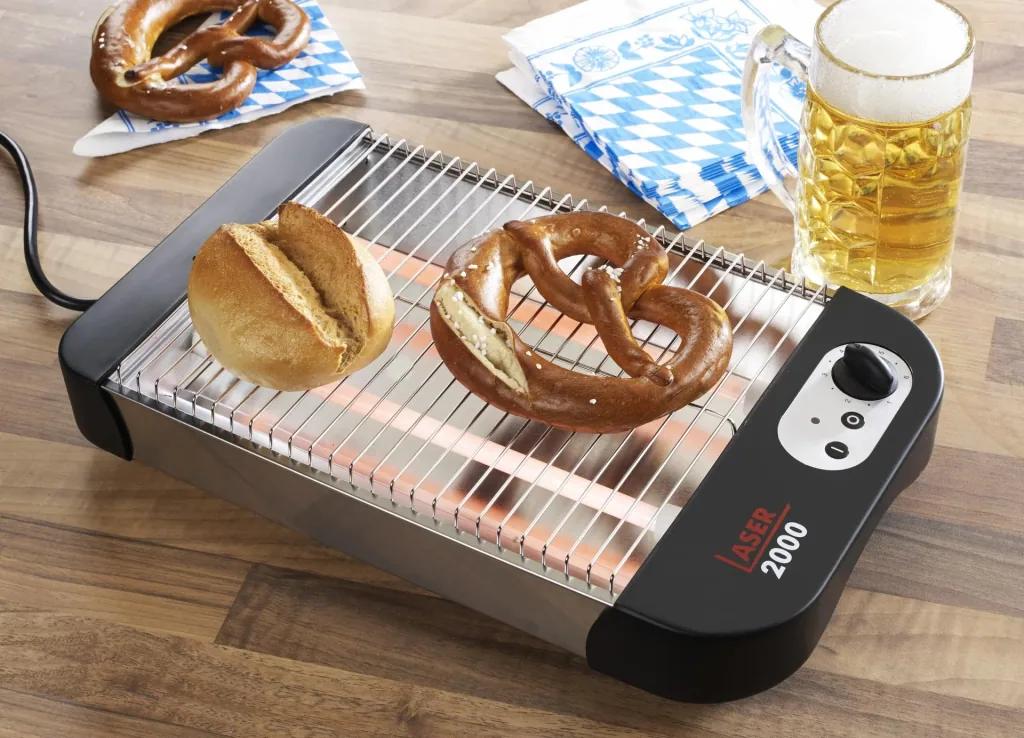 Bread roll and pretzel toaster, 600 watts - flat toaster - toaster