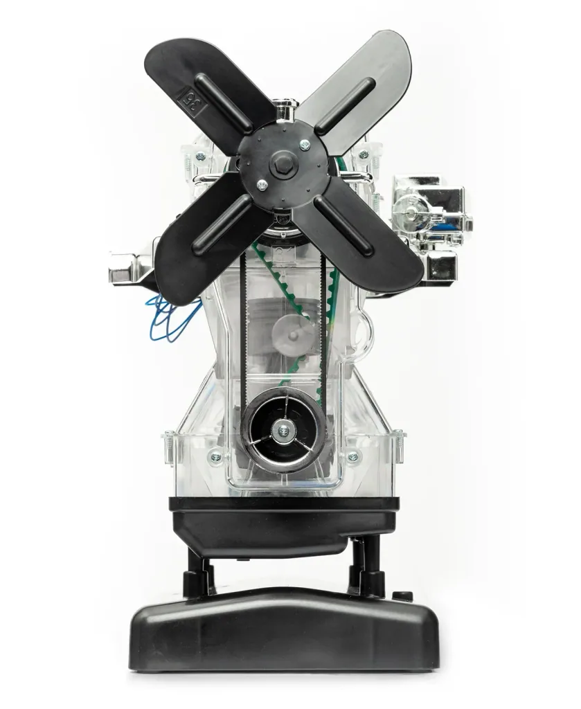 The large technology kit 4-cylinder engine