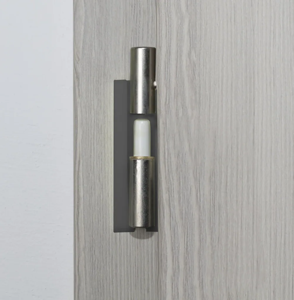 Door insertion aid