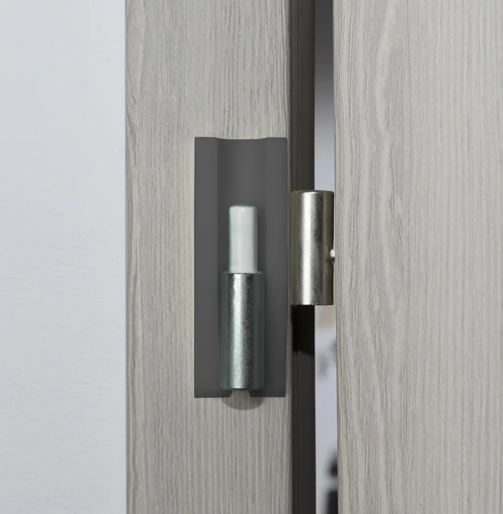 Door insertion aid