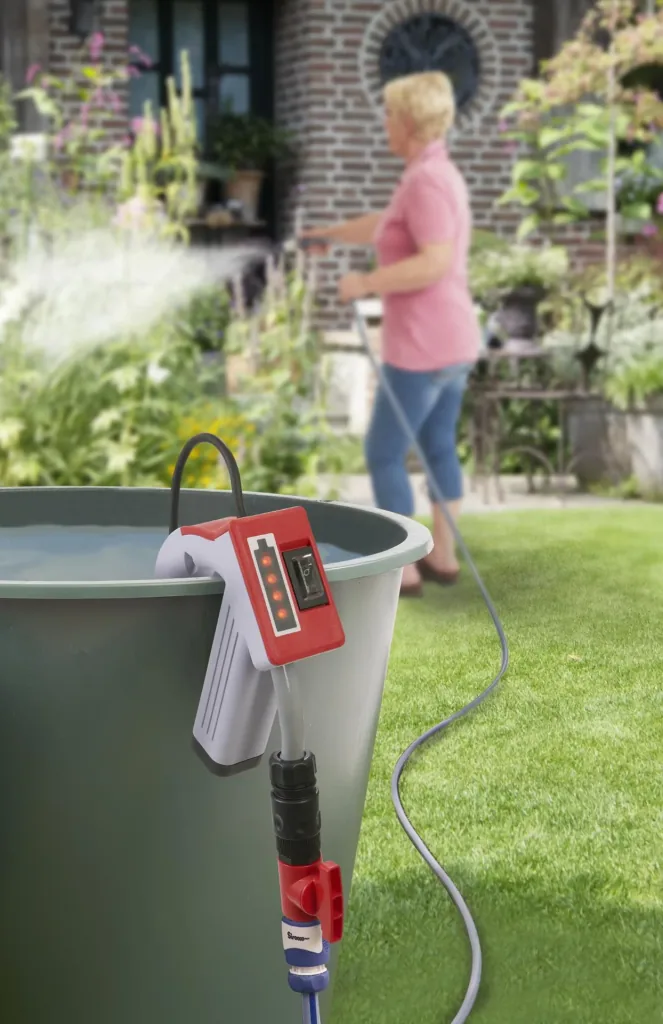 Battery-powered rain barrel pump, telescopic, 12 volts
