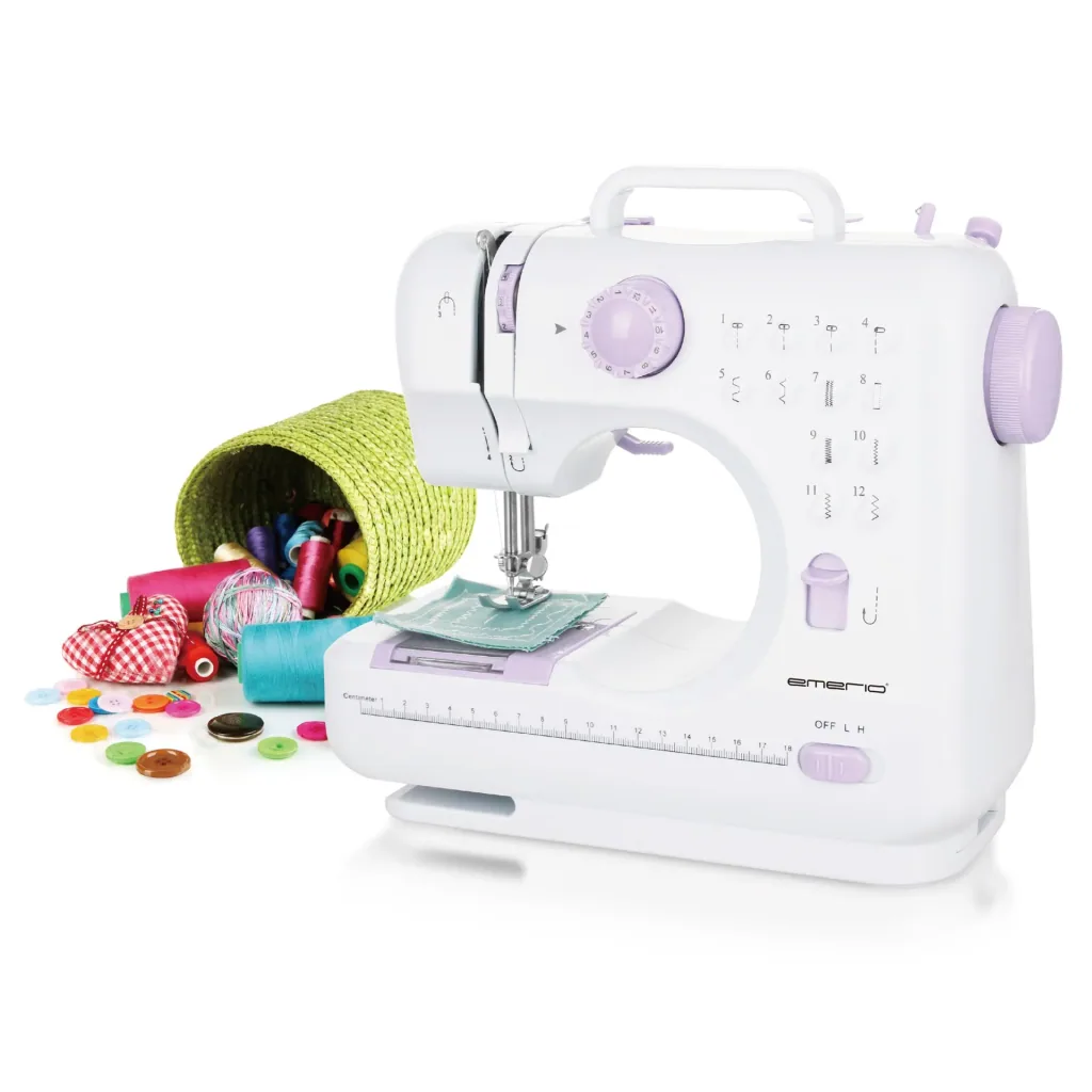 Sewing machine with 12 stitch programs