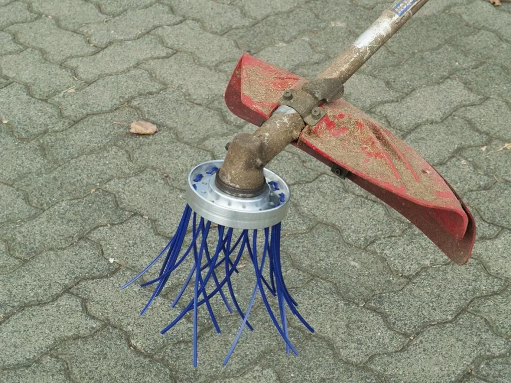 Weed brush Octo Pro