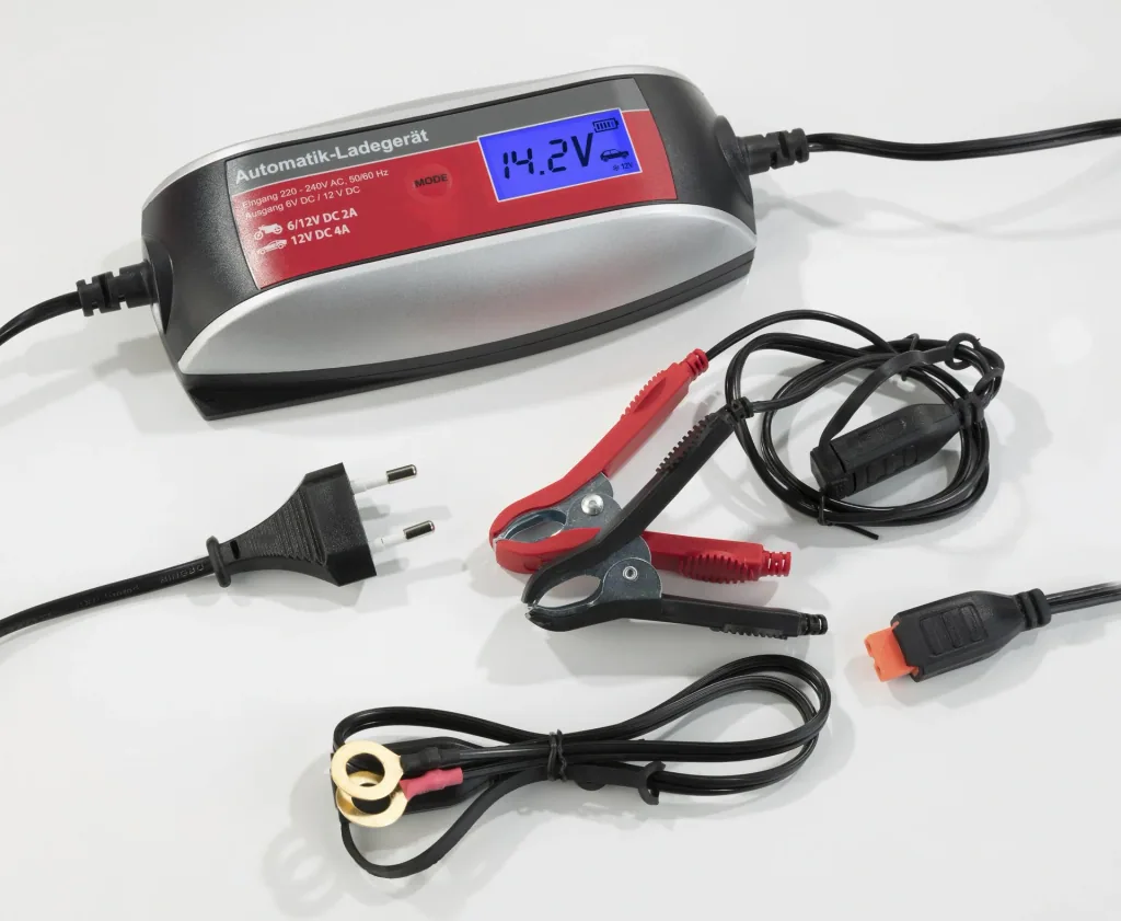 LCD charger Smart 6/12 Volt