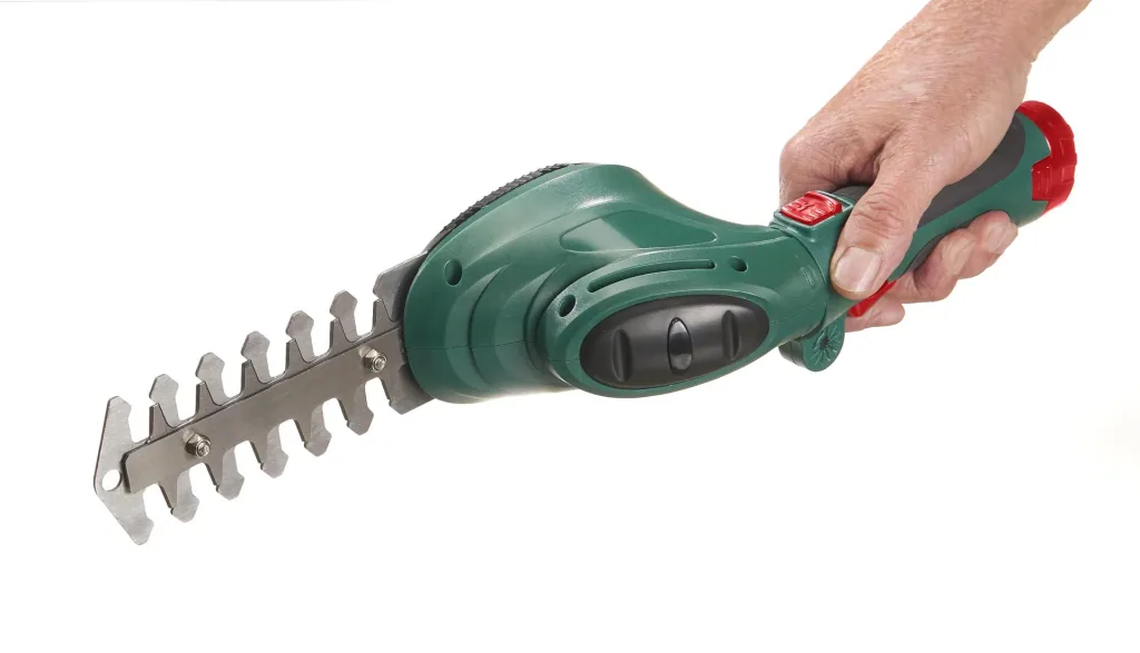 3.6V grass and shrub shears set
