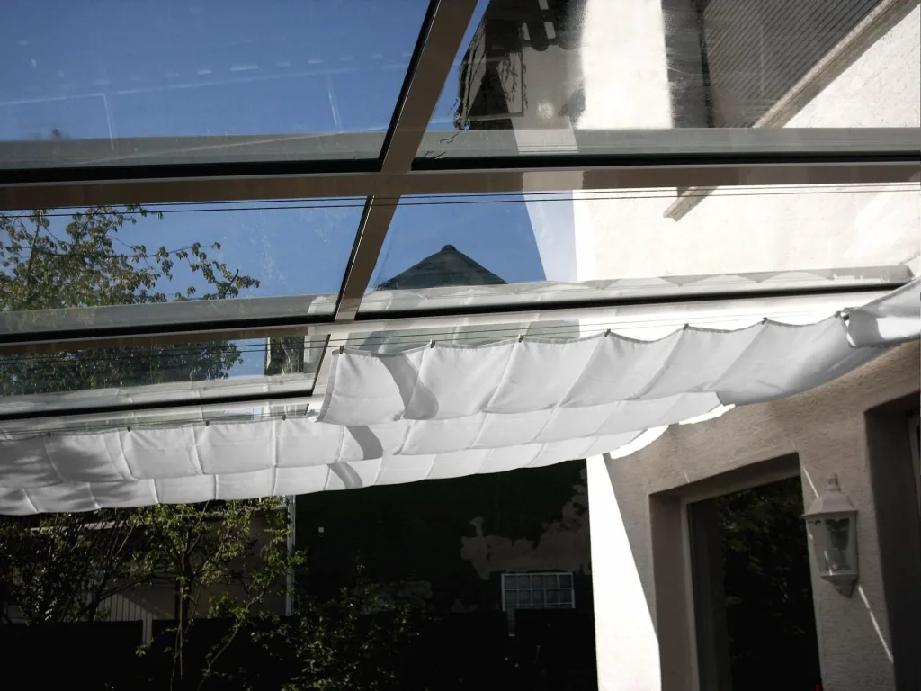 Rope-tensioned sun sail white 275 x 68cm