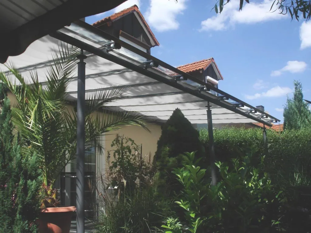 Rope-tensioned sun sail white 275 x 68cm