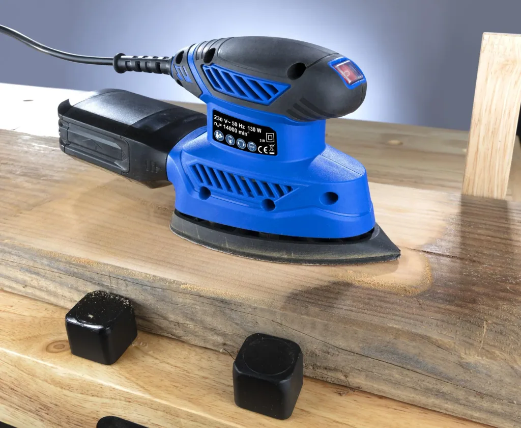Triangular sander WDS130