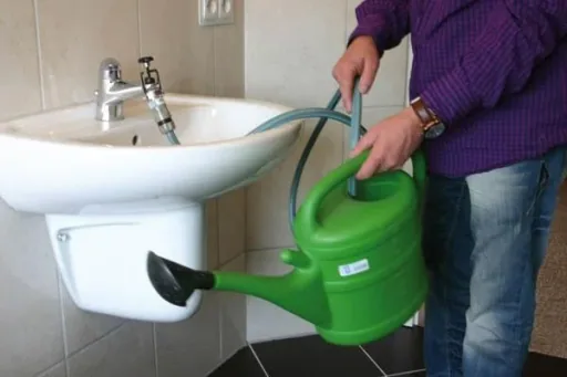 Faucet adapter "Aqualigator", clampable