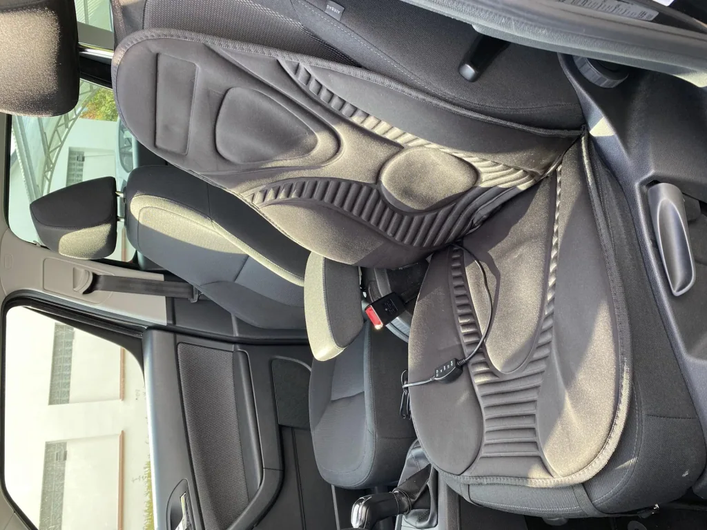 Luxury velour heating pad for cars