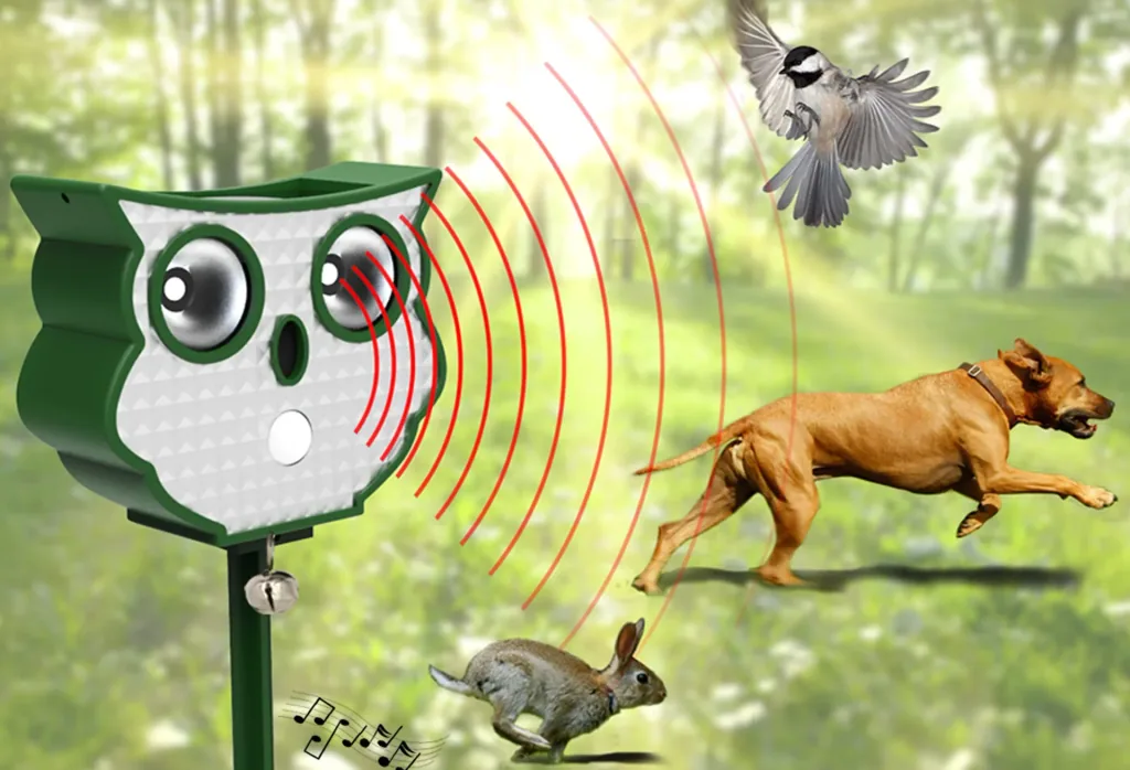 Solar-powered ultrasonic animal deterrent "Owl"