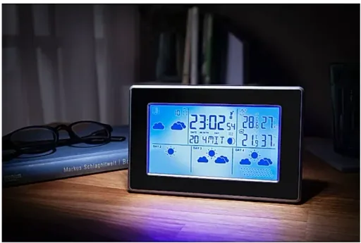 Radio weather station with 4-day forecast