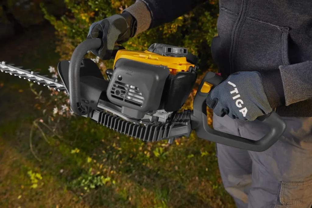 Petrol hedge trimmer HT 525
