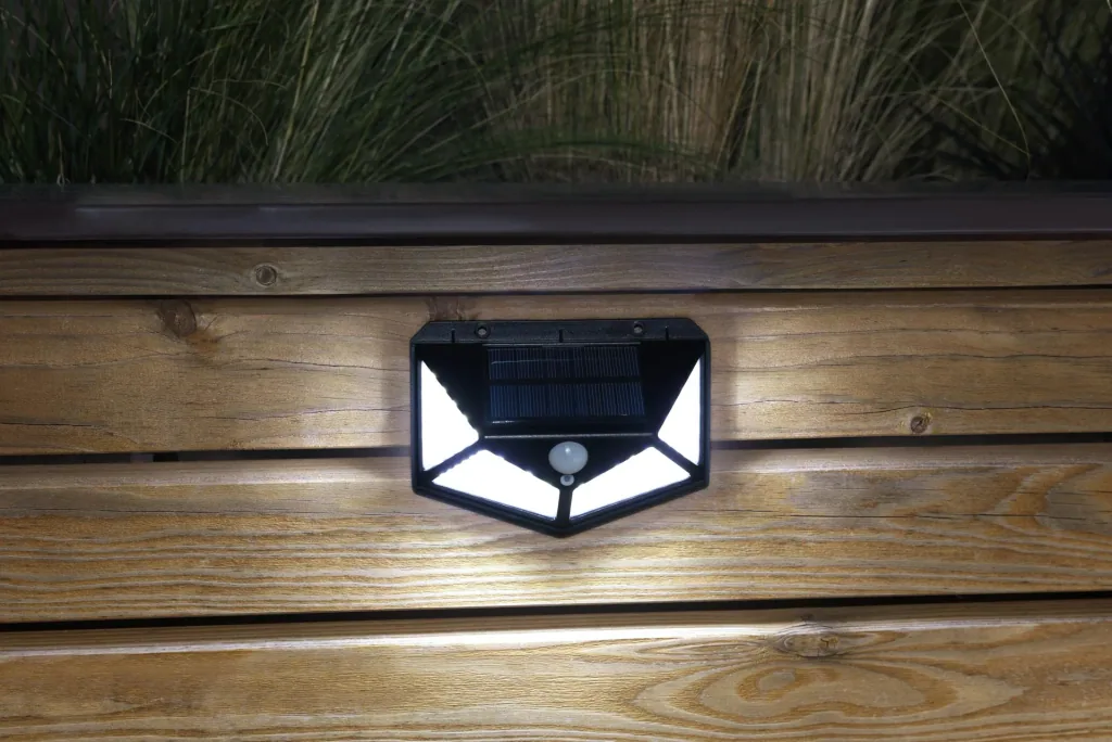 Solar wall light with motion detector - set of 2