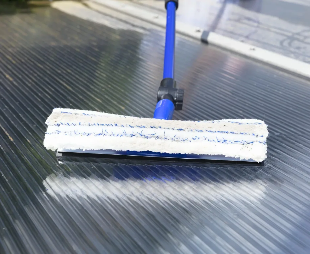 Telescopic window wiper, with dirt scraper, 3.88 m