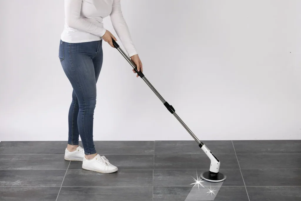Cordless cleaning brush 11-piece
