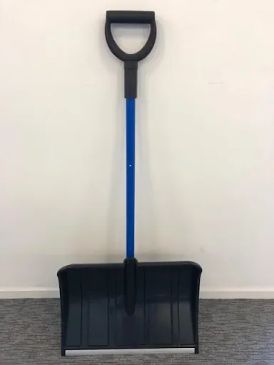 Telescopic snow shovel