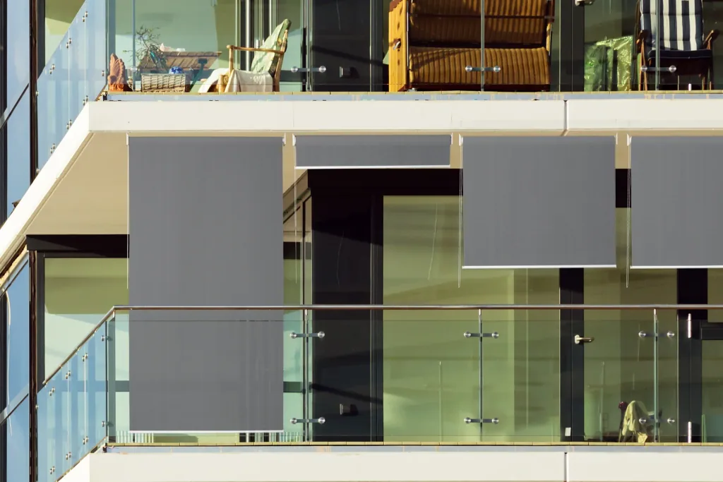 HDPE roller blind 240x240 cm grey