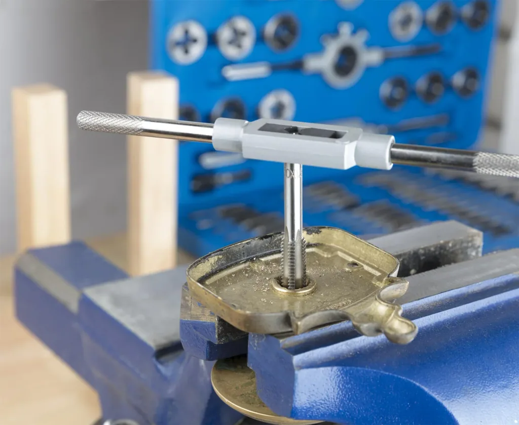 Thread cutting set M2 - M18, 110 pieces