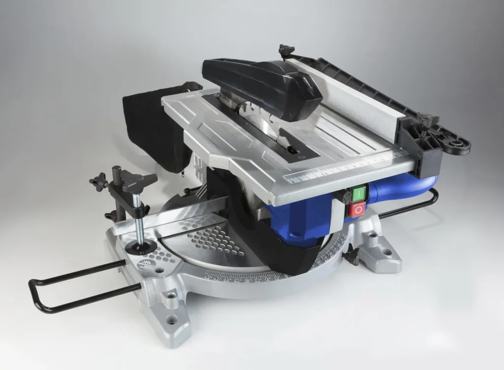 Table miter saw TKG 210/30, 1200 watts